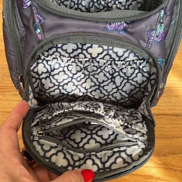 Lug Gray Patterned toiletries caddy! - Picture 3 of 7